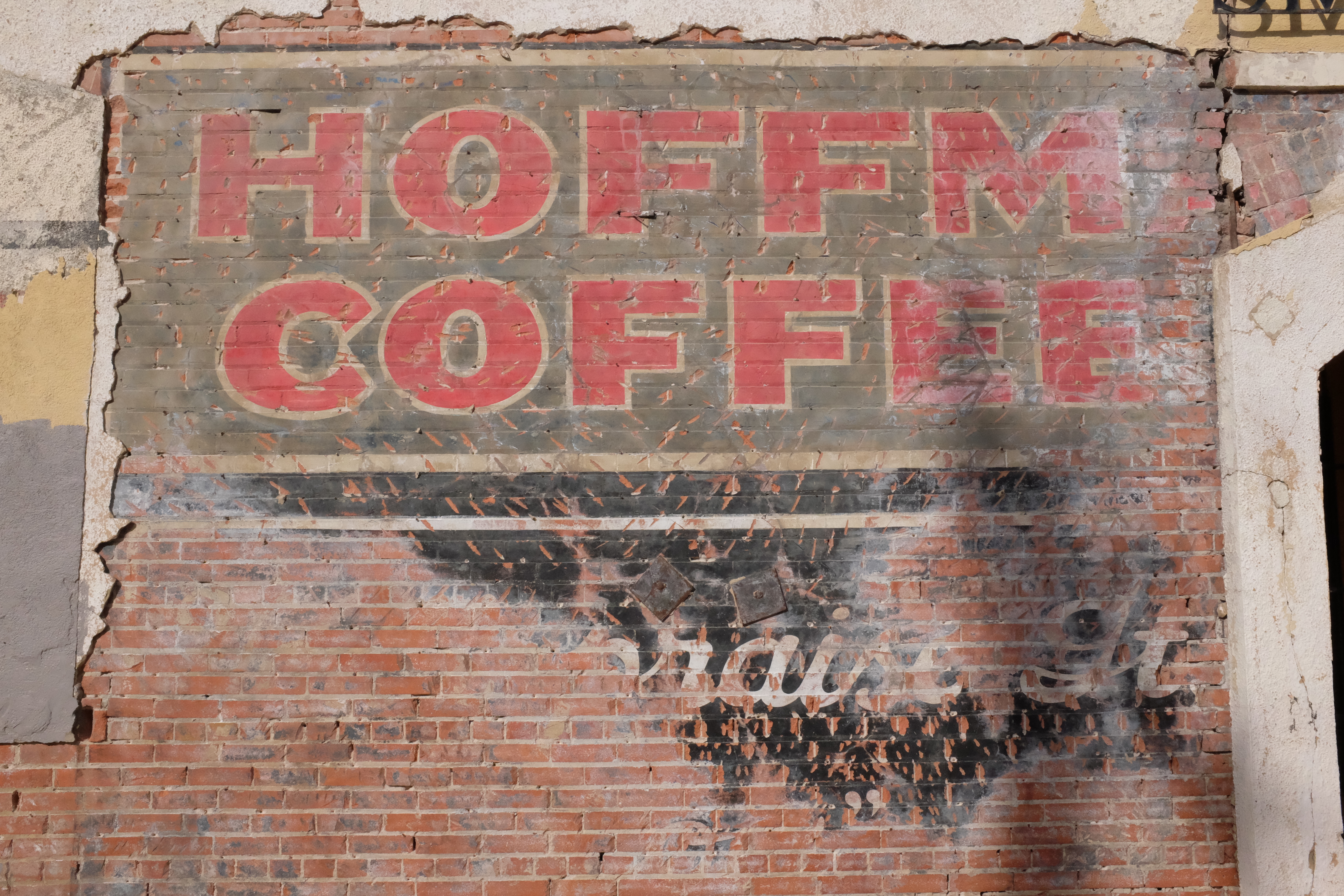 HOFFMAN COFFEE — red block letters with light outlines