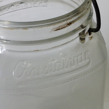 Large Crystalvac Jar