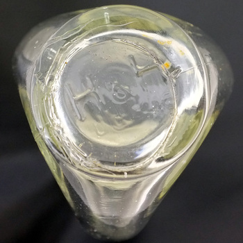 Pinch Brand Small Kork-N-Seal Bottle Bottom